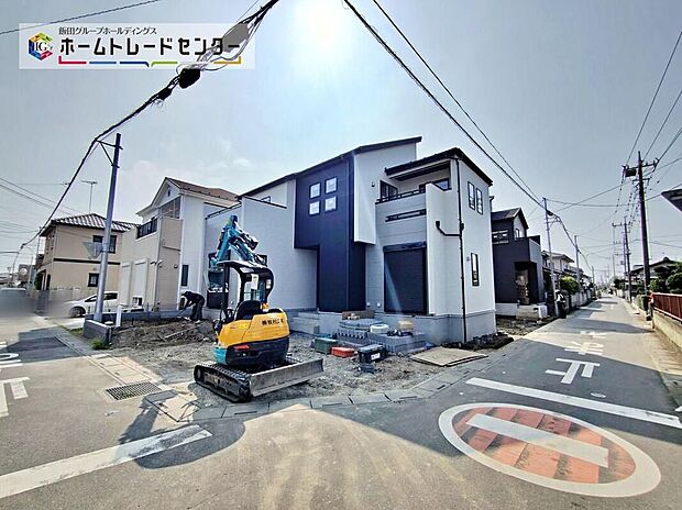 【前面道路含む現地写真】【2026年7月撮影】車の出入りや道路幅、周辺の交通量、街並みなど写真だけでは分かりにくい点も現地で確認できます。平日や土日のご見学もご相談ください。