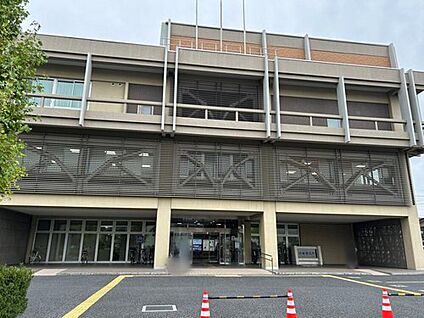 行田市役所 910m(徒歩12分)