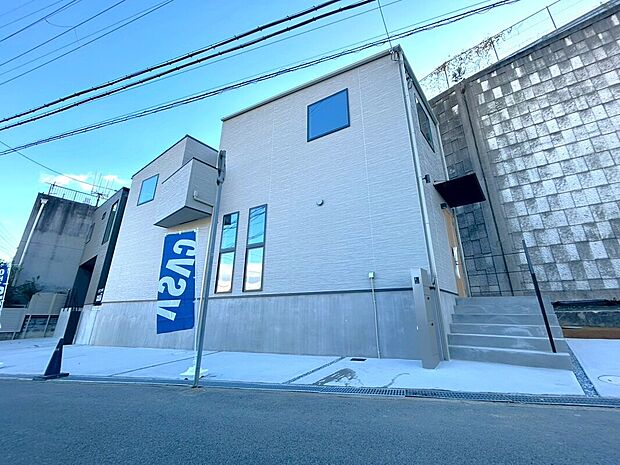 □JR「西宮名塩」駅徒歩2分
□全2区画
■広々間口約25.7ｍ