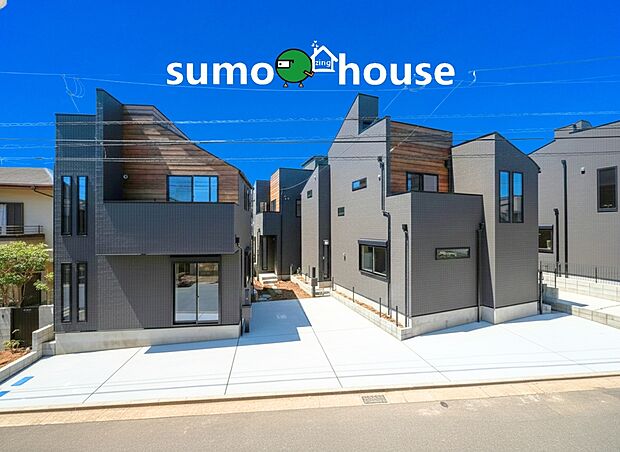 コーナーサッシからの光と緑が室内に広がり、開放感を高めます。引き戸を開ければ、空間をフレキシブルに拡張可能。穏やかで快適な新生活が叶います。