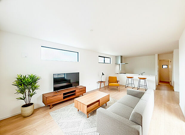 建築の後も永く続く安心と信頼が建物の真価です。綿密な工程を経て誕生する住まいだからこそ、アフターケアの体制も万全に。第三者保証など万一の備えも怠りません。