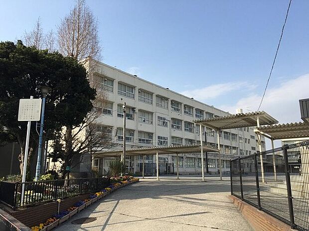 横浜市立大曽根小学校（約840m）