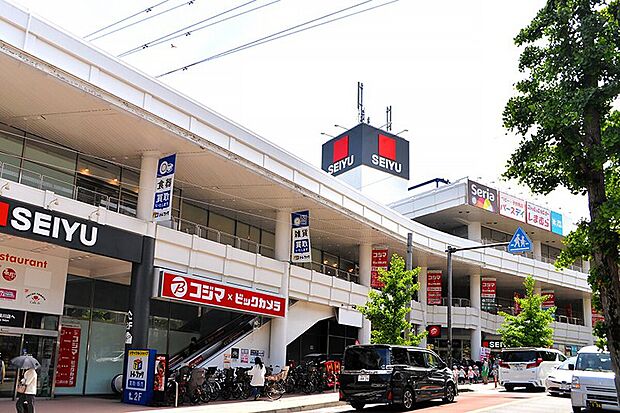 西友二俣川店（約610m）