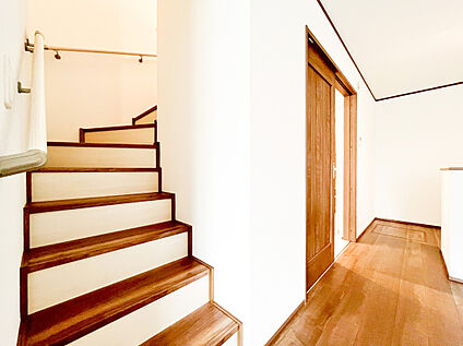 リビングイン階段