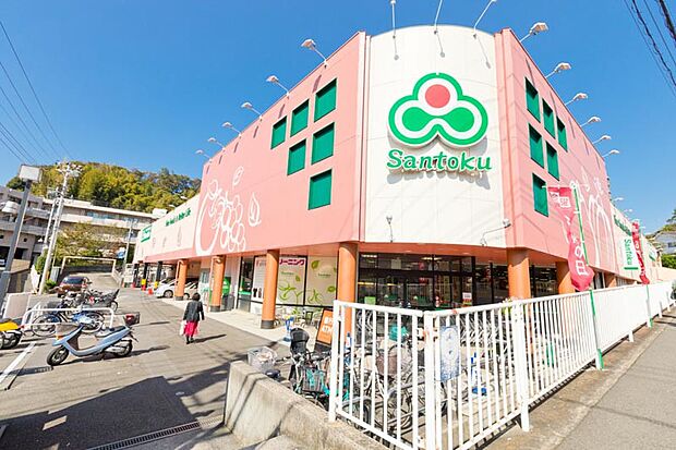 Santoku高田店(約410m)