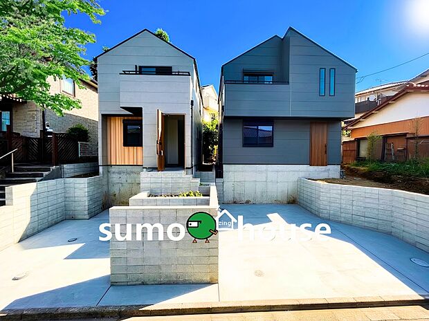 【洗練されたデザイン住宅】三者機関による厳しいチェックをクリアした品質の高さが自慢の物件です。日々の暮らしを安全に守るため、防犯面にもしっかりと配慮された設計を採用しており、小さなお子様がいるご家庭でも安心して暮らせます。
