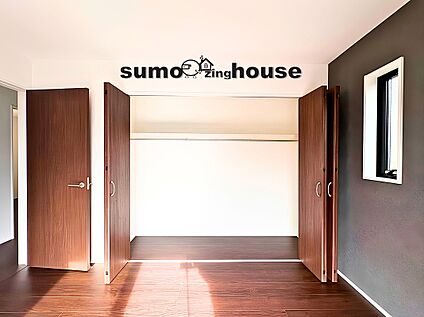 大型クローゼット