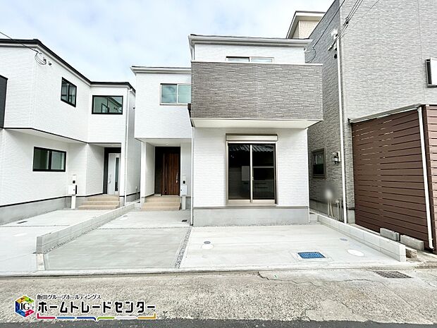 南海本線「忠岡」駅まで徒歩５分♪近隣に生活施設の整った便利な立地です♪