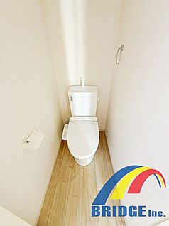 ウォシュレット機能付きトイレ