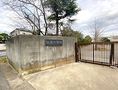 木更津市立祇園小学校 950ｍ(徒歩12分)