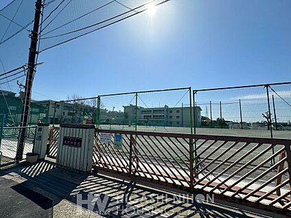 川崎市立長沢中学校 700m