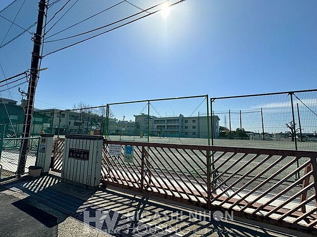 川崎市立長沢中学校（約700m）