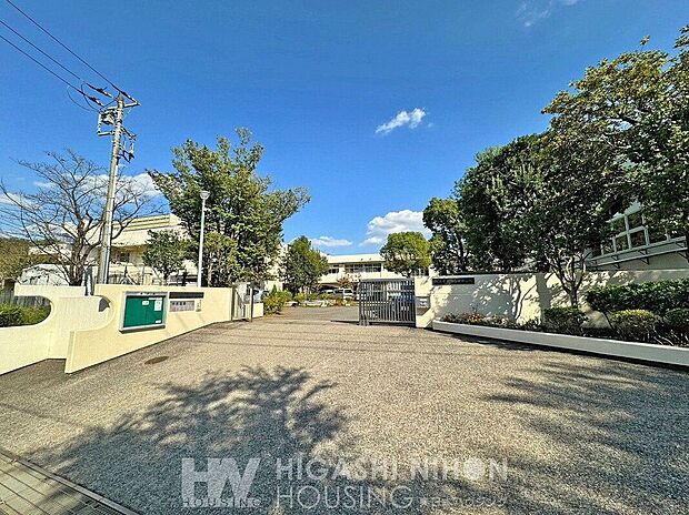 横浜市立鴨志田中学校（約1,680m）