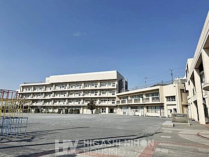 横浜市立市ケ尾小学校 600m