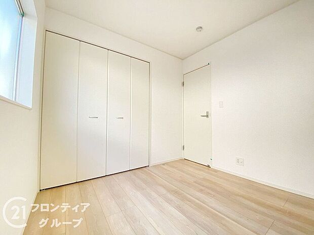 【洋室】日当たり、通風ともに良好です!