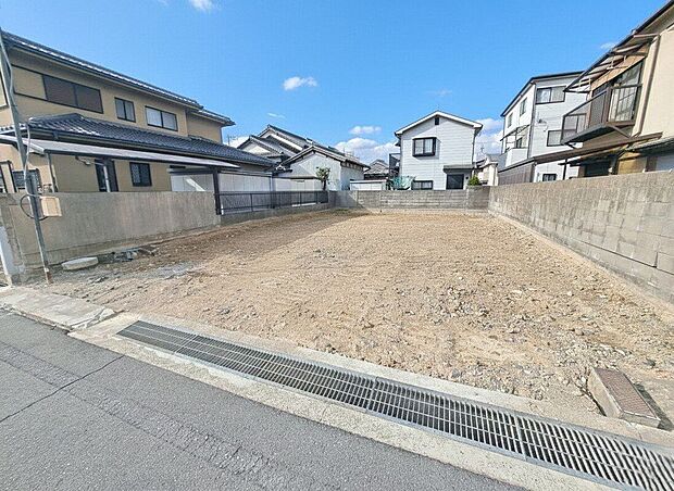 【外観】【現地写真】現地ご案内とともに住宅ローンのご相談も承ります！当社は多数融資銀行の取扱いあり。お客様それぞれにピッタリの融資先をご提案！【住宅ローン相談のみも大歓迎】