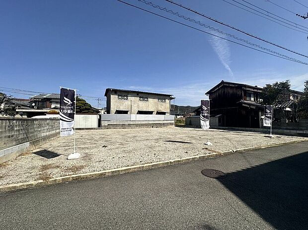 【前面道路含む外観】【現地前道】センチュリーグループにて全国規模の表彰経験多数あり!当社が自信をもってお客様にピッタリの物件をご提案いたします【不動産のプロにお任せください!】