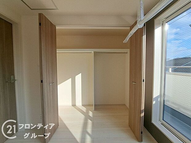 充実した収納スペースなので、お子様が大きくなって、荷物が増えてもたっぷり収納しておけますね