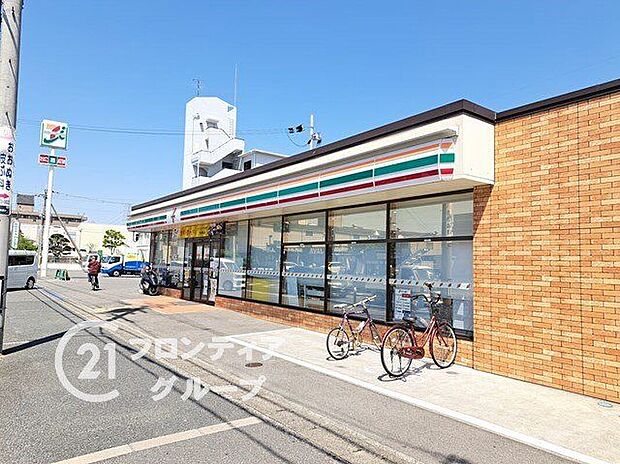 セブンイレブン八尾八尾木北4丁目店(約620m)