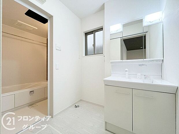 【洗面】お客様にあった住宅ローンをご提案させていただきます