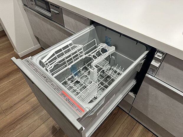 【その他設備】家事の負担を軽減し、他の作業に時間を使えますね。手洗いによる洗剤や水の影響を受けないため、手肌にも優しいです。