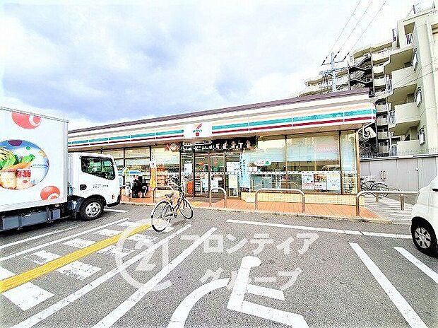 セブンイレブン堺東上野芝町2丁店(約330m)