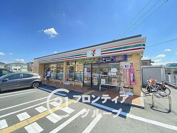 セブンイレブン堺日置荘北町店(約420m)