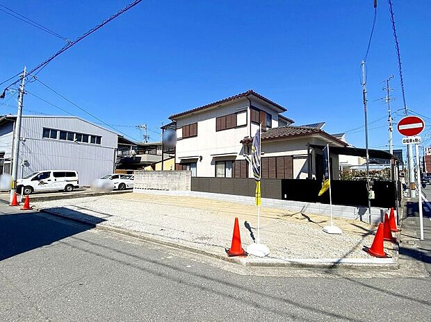 【外観】【現地写真】現地ご案内とともに住宅ローンのご相談も承ります！当社は多数融資銀行の取扱いあり。お客様それぞれにピッタリの融資先をご提案！【住宅ローン相談のみも大歓迎】