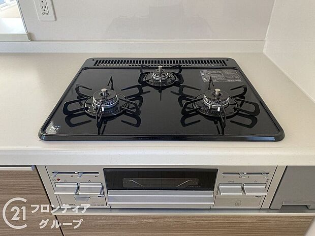【その他設備】ビルトインコンロでお手入れラクラク。吹きこぼれのお掃除もらくらくです。