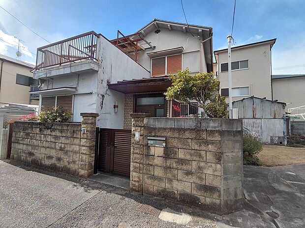 【外観】【現地写真(解体前)】充実したアフターサポートで安心!当社は誠実に、丁寧に、お客様一人ひとりに永く安心してお住まいいただけるようなお付き合いをさせていただきます