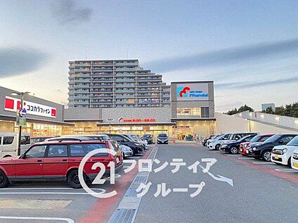 万代仁川店 570m