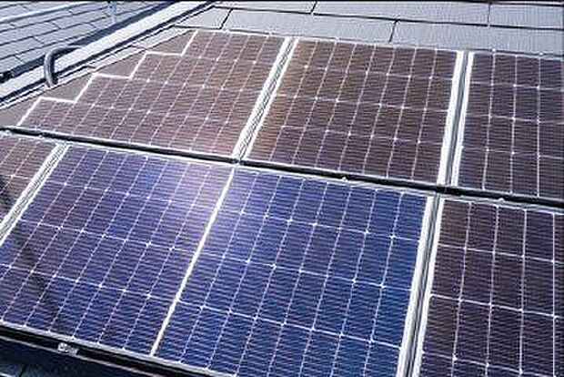 【発電・温水設備】■太陽光発電システム全棟太陽光発電システムを設置。万が一の停電時に安心。また余剰電力を売電することも可能です。