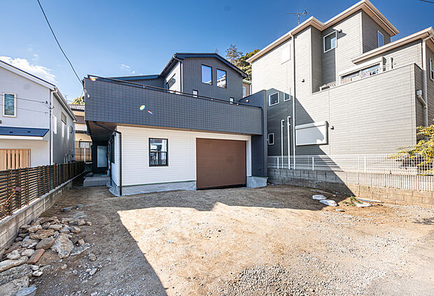 【「マイホームの喜びを感じる」】スタイリッシュなデザインに心満たされる憧れの家。
