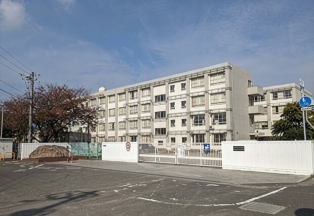 高松市立木太中学校