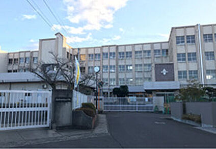 高松市立仏生山小学校 1,290～1,320m(徒歩17分)