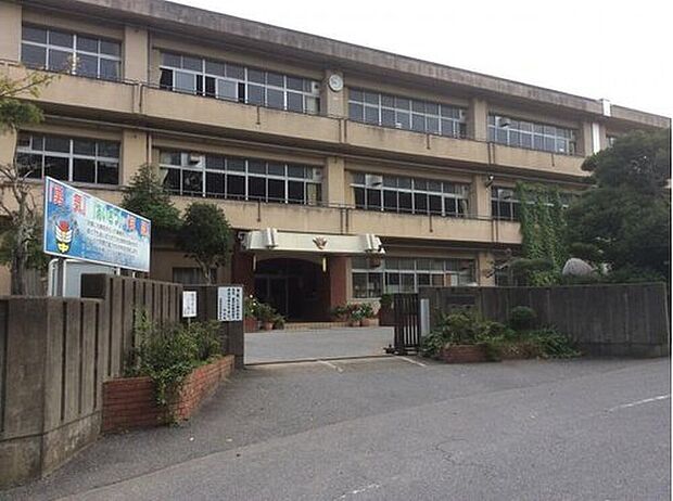 市原市立市原中学校（約1,679m）