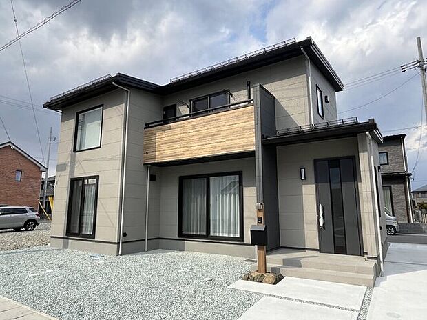 【区画No.2】温かみのあるオシャレな外観