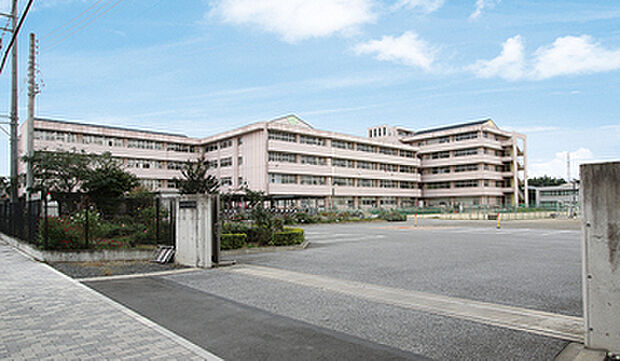 鹿沼東中学校