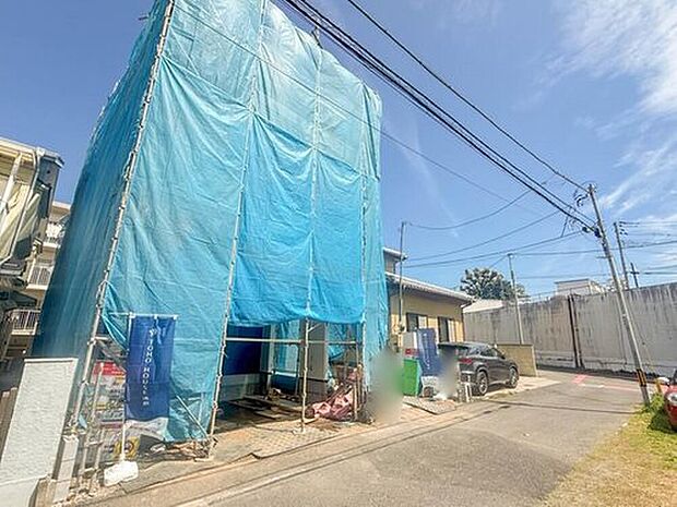 【2号棟【外観】】こちらの物件が少しでも気になるようでしたら、お気軽にお問合せください。人生でいちばん大きなお買い物ですので、ゆっくりご見学ください。ネット上の画像と実際の見学では、リアル感がまるで違います!