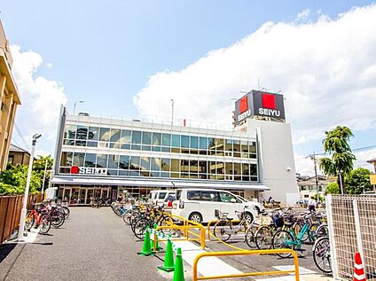 西友　蕨店 1200m(徒歩15分)