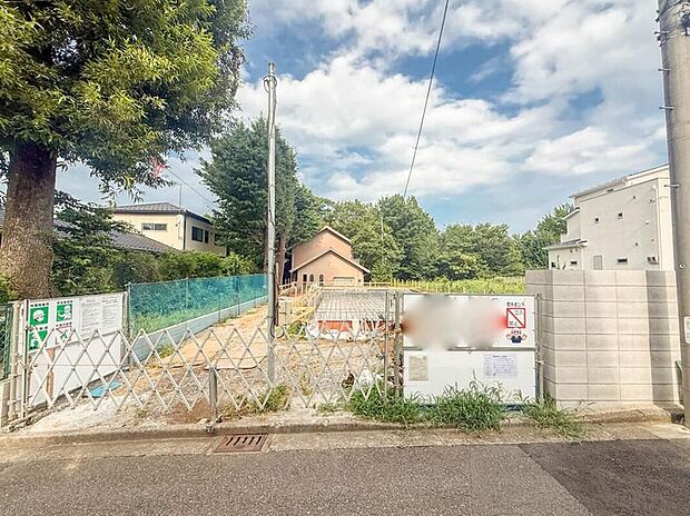 【1号棟【外観】】家は一生のお買物。自分ならではの家族ならではの、家にしたい。書斎を設ける。子どものプレイングルームを設ける。趣味のオーディオルームを設置する。夢を追うオンリーワンの家です。