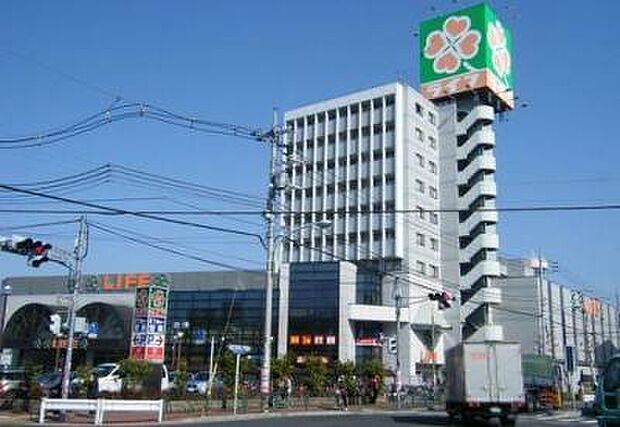 ライフ平和台店（約708m）