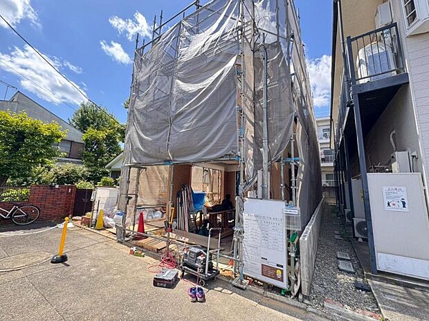 【外観】木造2階建て設計、3LDK+カースペース。暮らしを豊かにサポートする仕様設備や広々としたキッチンなど魅力が詰まったお住まいです。