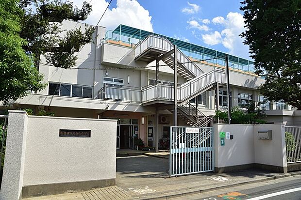 杉並区立久我山小学校(約175m)