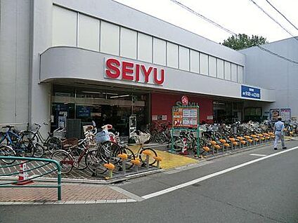 西友下井草店 765m