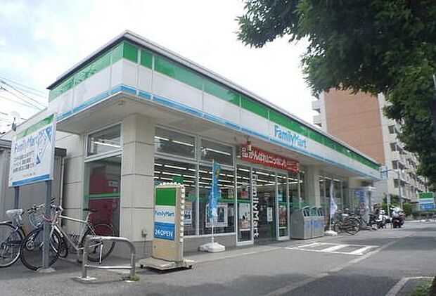 ファミリーマート 上鷺宮二丁目店(約610m)