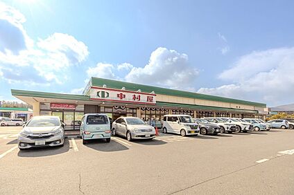 中村屋 東生駒店 580m