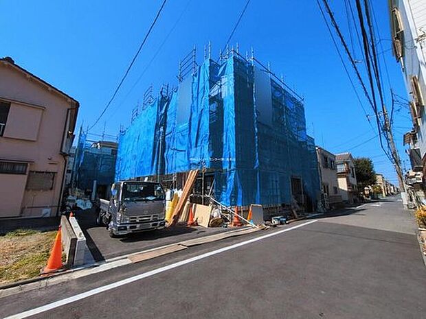 【前面道路含む現地写真】≪見学予約できます!≫
小学校徒歩3分、中学校徒歩4分でお子様も安心の立地♪