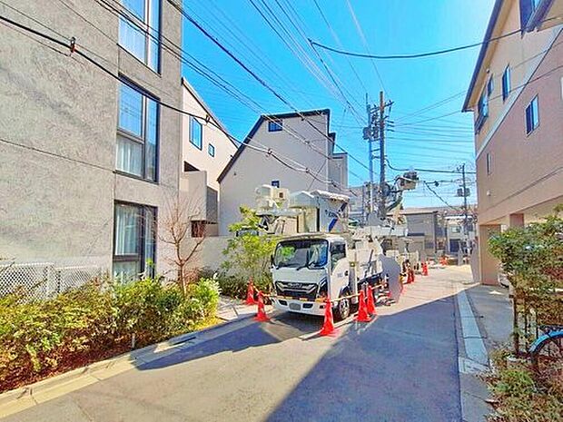 【前面道路含む現地写真】≪内覧以外にも資金計画やライフプランに寄り添ったご提案をいたします♪≫

