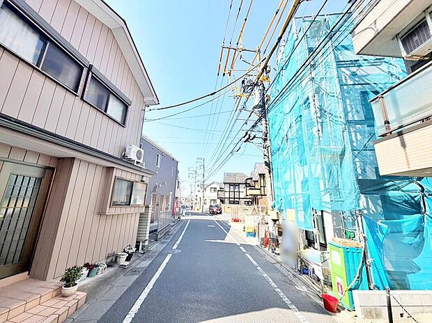 【前面道路含む現地写真】市街地が近い便利な立地です。